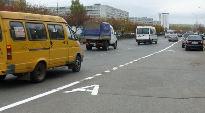 Белорусским маршруткам выделят отдельную полосу. Белорусским маршруткам выделят отдельную полосу.